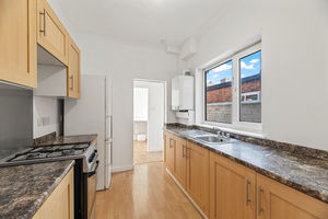 Kitchen- click for photo gallery
